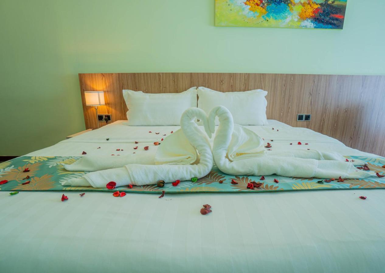 Flypod Hotel Kota Kinabalu Extérieur photo