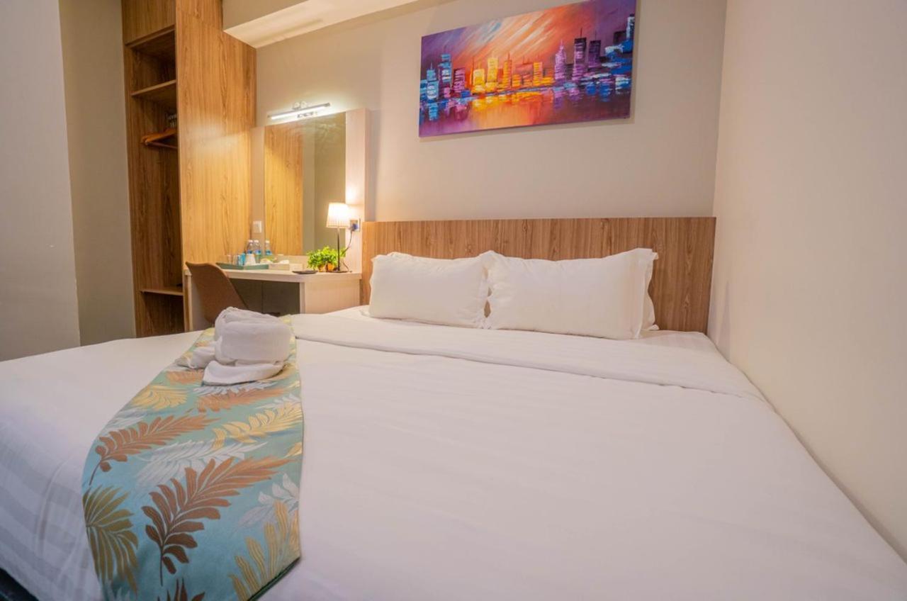 Flypod Hotel Kota Kinabalu Extérieur photo