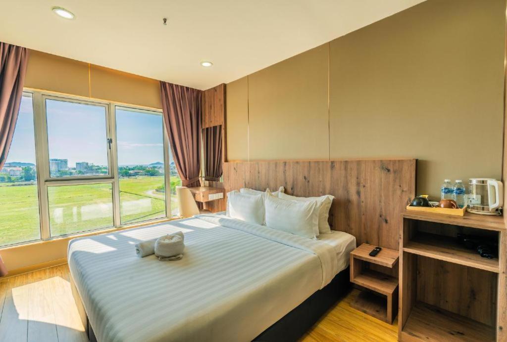 Flypod Hotel Kota Kinabalu Extérieur photo